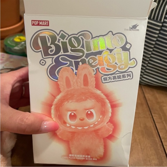 Lafufu “Big Into Energy” - Orange (Happiness) - Picture 6 of 12